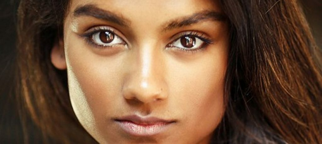 Bridgerton Simone Ashley Jpg Webp | Entre Séries Bridgerton Simone Ashley Jpg Webp