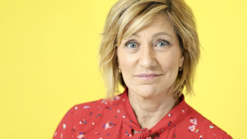 Edie Falco entra para elenco de ‘Impeachment: American Crime Story’