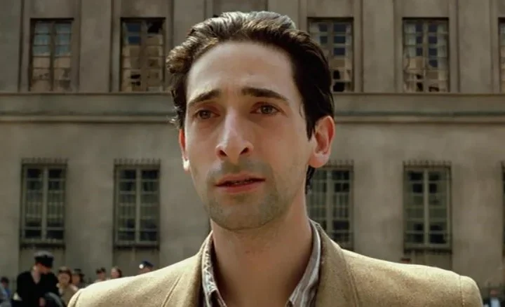 Adrien Brody entra para elenco sobre série da dinastia Lakers na década de 1980