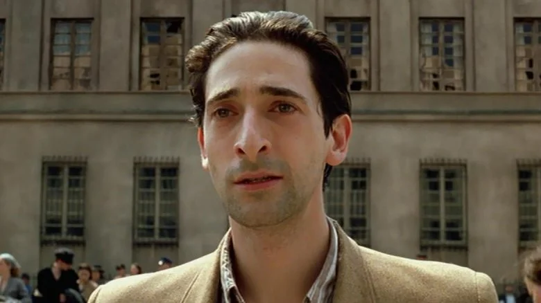 Adrien Brody entra para elenco sobre série da dinastia Lakers na década de 1980