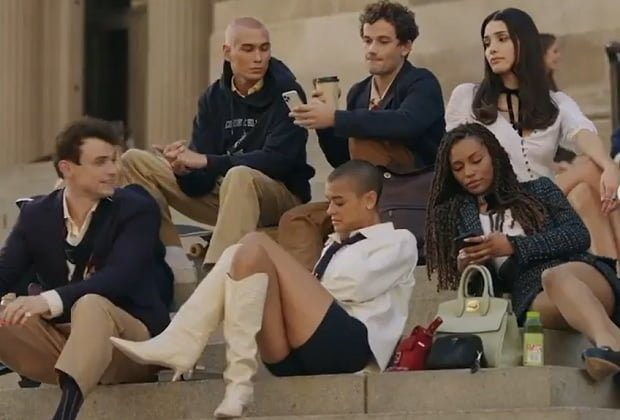 gossip girl reboot 1 — Entre Séries gossip girl reboot 1