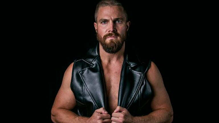 stepphen-amell-all-in-wrestling — Entre Séries