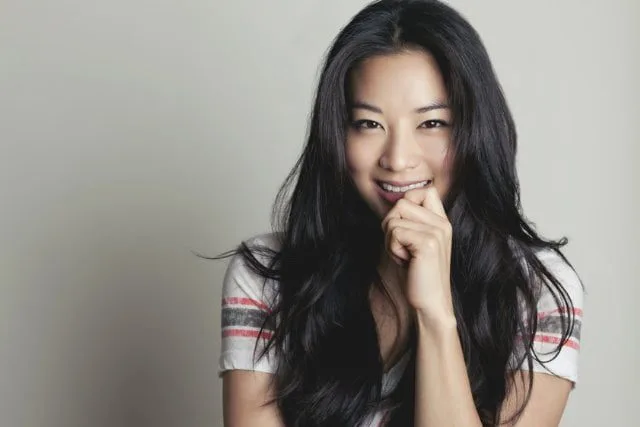 Arden Cho será protagonista de ‘Partner Track’, nova produção original da Netflix