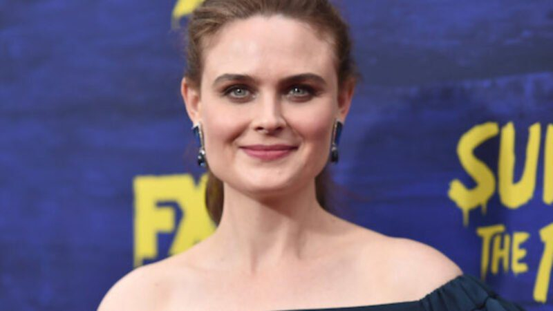 Emily Deschanel será protagonista de adaptação de ‘Devil in Ohio’, de Daria Polatin