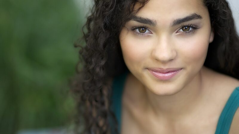 Brittany O’Grady e Nat Wolff entram para elenco de ‘The Consultant’
