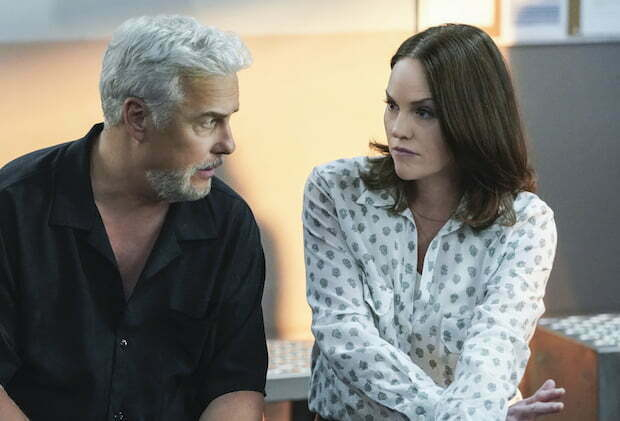 Jorja Fox Leaving CSI Vegas Season 2 — Entre Séries Jorja Fox Leaving CSI Vegas Season 2