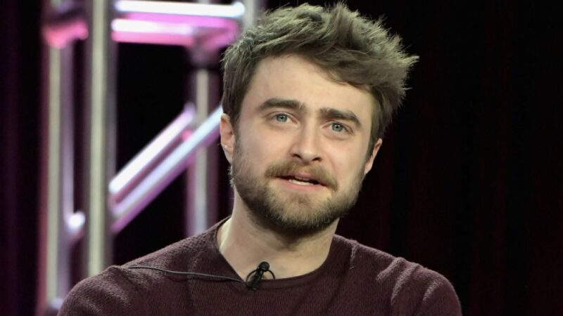 Daniel Radcliffe é confirmado como o cantor Weird Al em cinebiografia