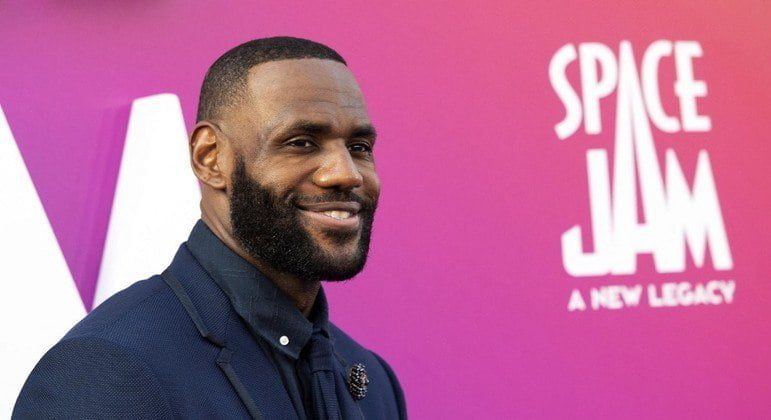 lebron james basquete nba space jam 22072021163836076 — Entre Séries lebron james basquete nba space jam 22072021163836076