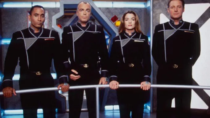 Reboot de ‘Babylon 5’ é adiado para temporada de pilotos de 2023