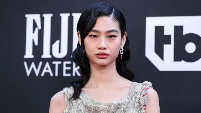 Hoyeon entra para elenco de ‘Disclamer’, nova série original do Apple TV+