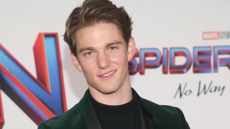 Nico Greetham entra para o elenco da terceira temporada de ‘Love, Victor’