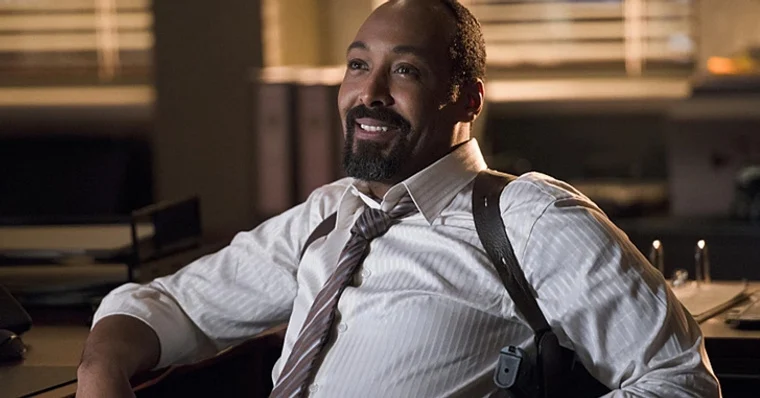 Jesse L. Martin deixa elenco de ‘The Flash’ após oito temporadas