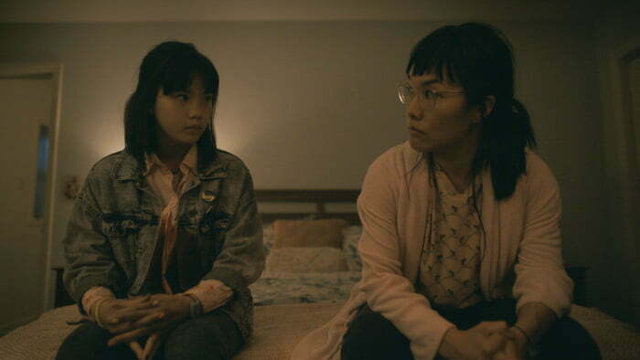 PaperGirls 102 Riley Lai Nelet as Erin Tieng and Ali Wong as Adult Erin Tieng thumb — Entre Séries PaperGirls 102 Riley Lai Nelet as Erin Tieng and Ali Wong as Adult Erin Tieng thumb