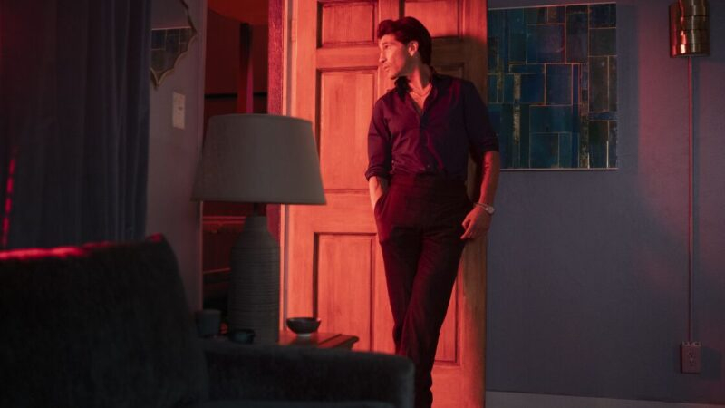 ‘American Gigolo’ estreia amanhã pelo Paramount+ no Brasil