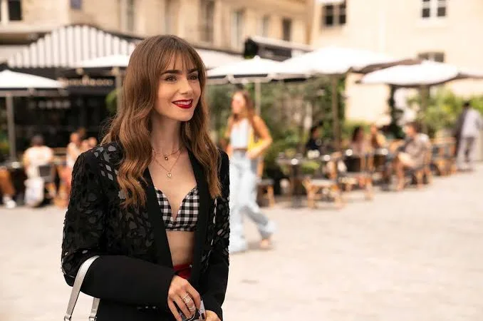 Lançamentos da Semana | Temporadas inéditas de ‘Emily in Paris’ e ‘Jack Ryan’ estão entre os destaques da semana
