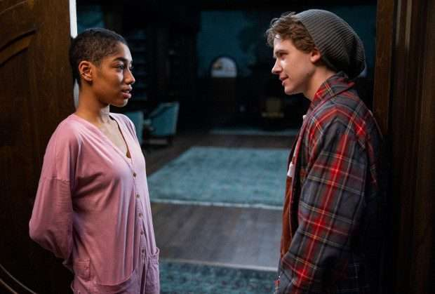 ‘O Clube da Meia-Noite’ é cancelada pela Netflix