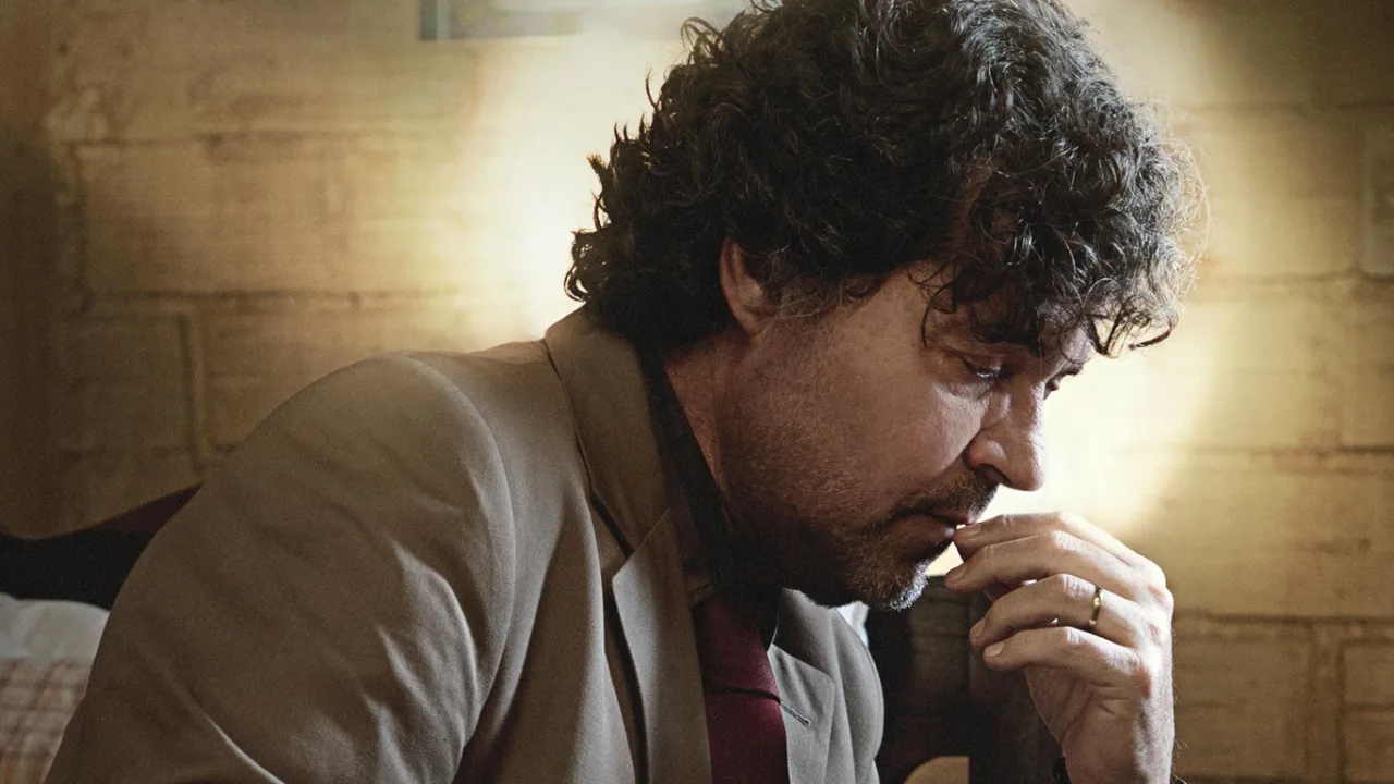 Santo Maldito star jpg — Entre Séries Santo Maldito star