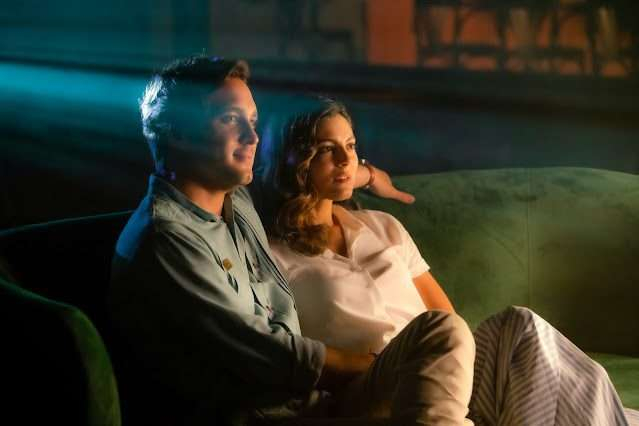 ‘At Midnight’ ganha trailer pelo Paramount+