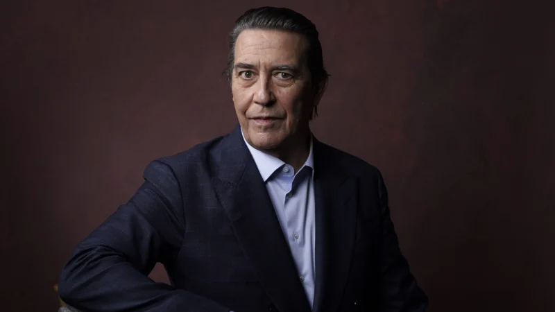 Ciarán Hinds entra para elenco da segunda temporada de ‘Senhor dos Anéis: Os Anéis de Poder’