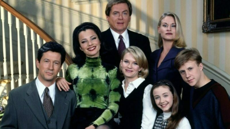 ‘The Nanny’ chega à programação da Warner Channel na próxima semana