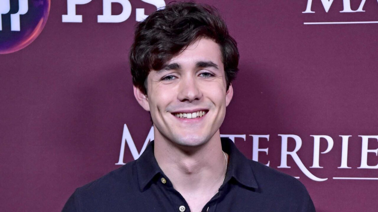 Jonah-hauer-king-serie-sky