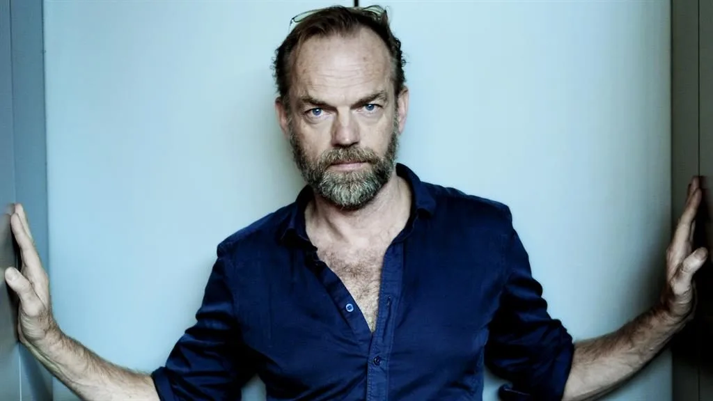 Hugo-weaving-slow-horses — Entre Séries Hugo-weaving-slow-horses