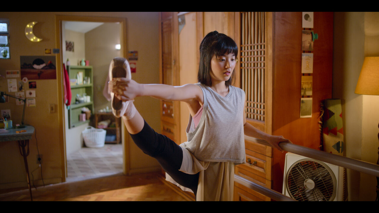 Adg_101_01303000_sdr | Entre Séries Além Do Guarda-roupa