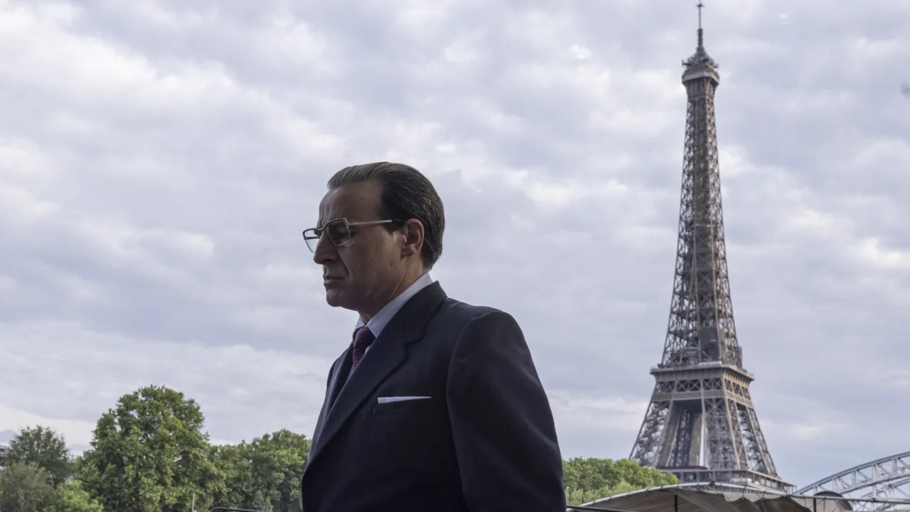Cristóbal Balenciaga - Star+ (13) — Entre Séries Cristóbal Balenciaga