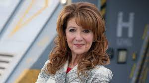 mel bush bonnie langford doctor who — Entre Séries