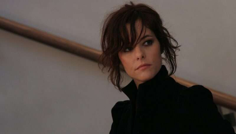 PARKER POSEY The White Lotus — Entre Séries Parker Posey The White Lotus