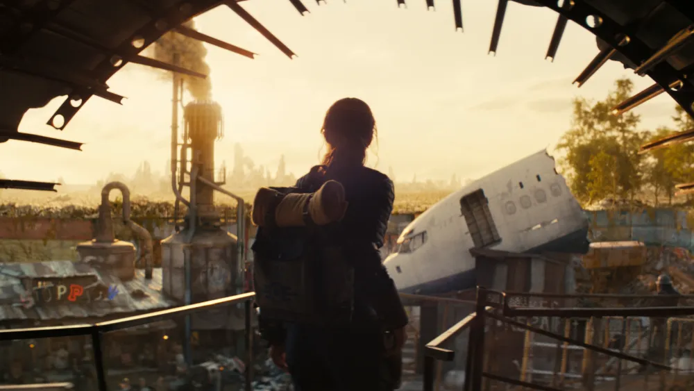 FALLOUT_S1_FG_FirstLook_102_059_020_vU017.00086521-1 — Entre Séries Fallout