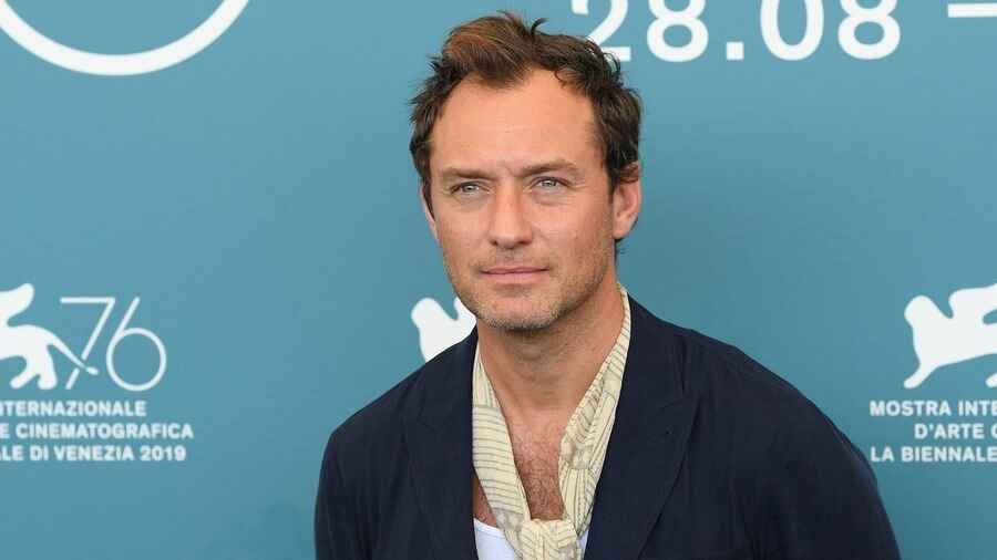 jude_law_foto_pascal_le_segretain__getty_images (1) — Entre Séries Jude Law Black Rabbit
