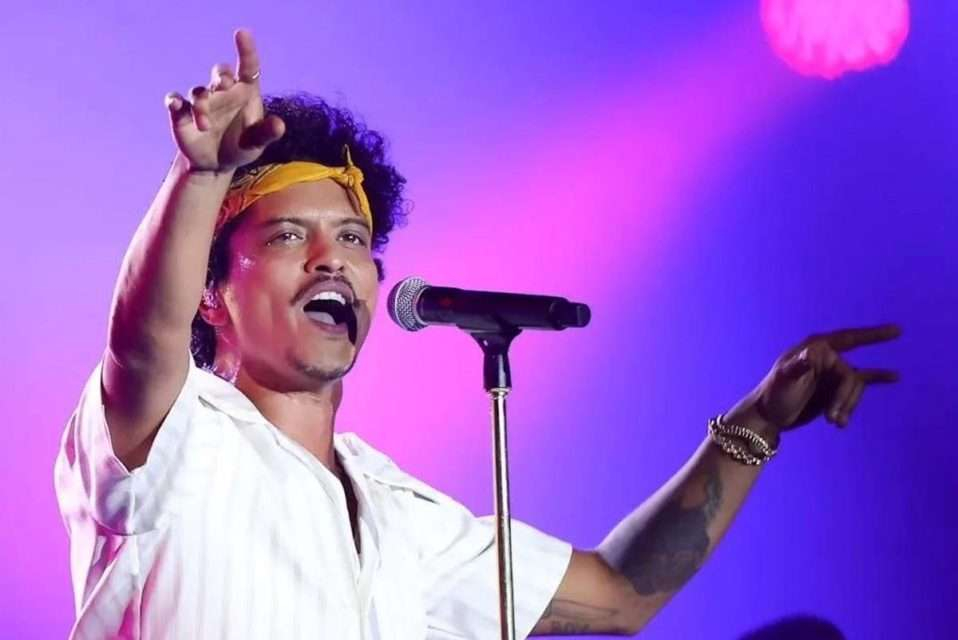 Bruno-Mars-The-Twon-958x640 — Entre Séries Bruno Mars