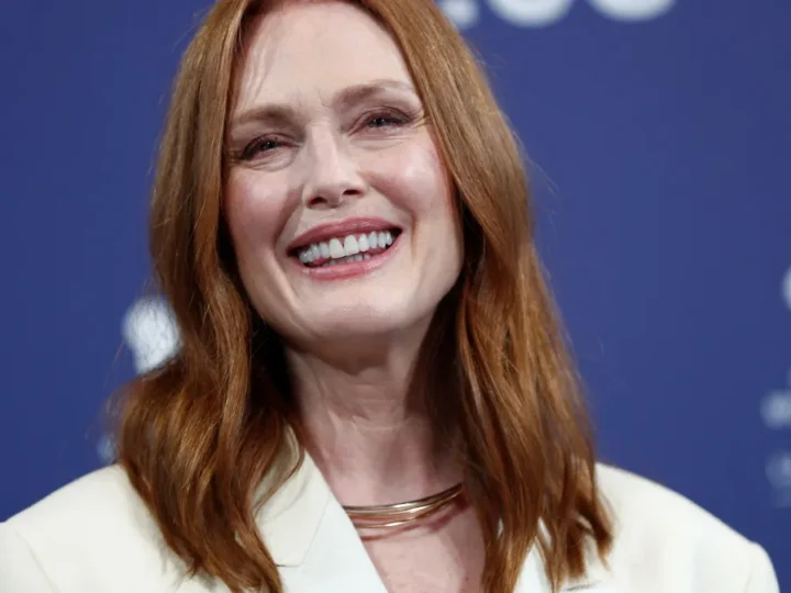 Julianne Moore estará em nova minissérie da Netflix