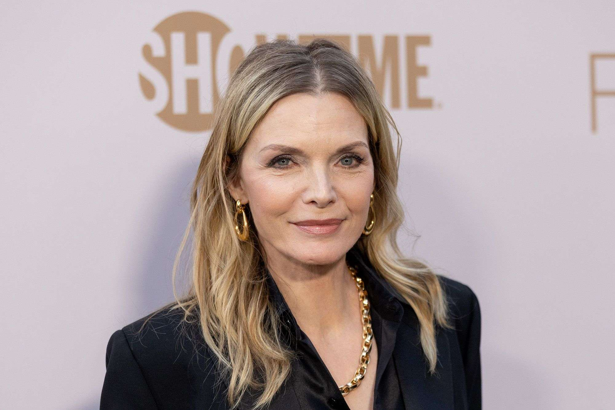 Entreseries.com.br 220429141505 Michelle Pfeiffer Catwoman | Entre Séries Michelle Pfeiffer Yellowstone Spin-off