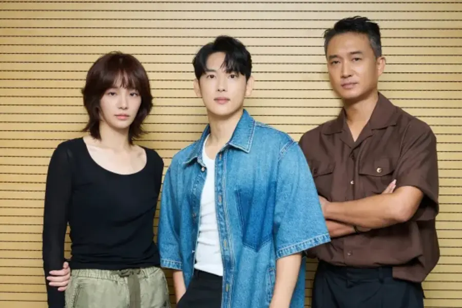 Mantis Cast e1725287532230 ezgif.com resize (1) — Entre Séries Mantis - Kill Boksoon spin-off