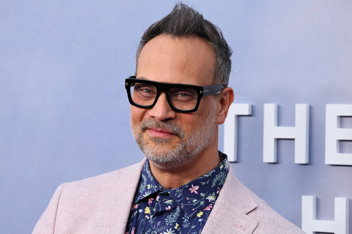 todd stashwick header todd stashwick Visão Branco