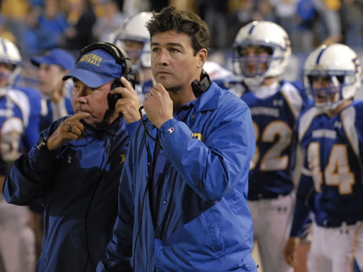 Universal TV planeja nova versão de ‘Friday Night Lights’