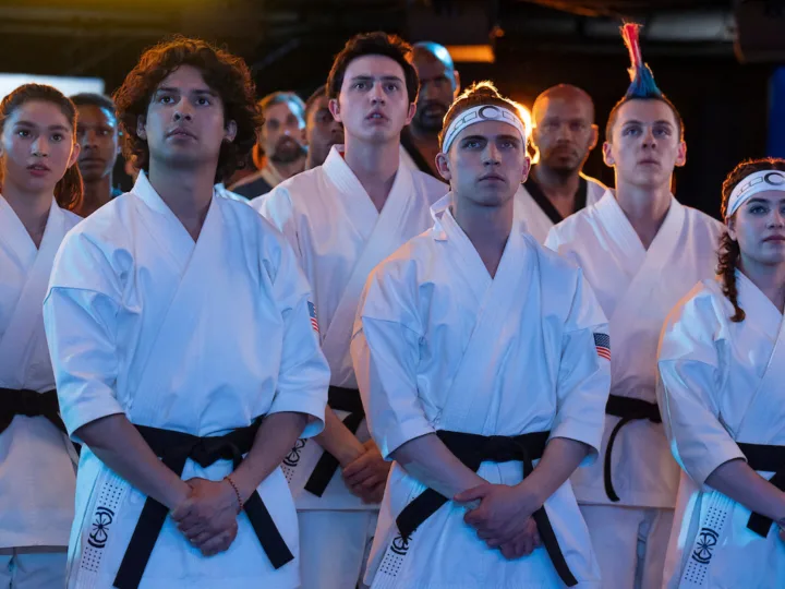 Episódios finais de ‘Cobra Kai’ ganham data de estreia pela Netflix