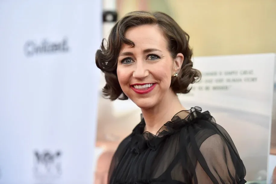 62a0cad34361636debdcd8ae Kristen Schaal Pic