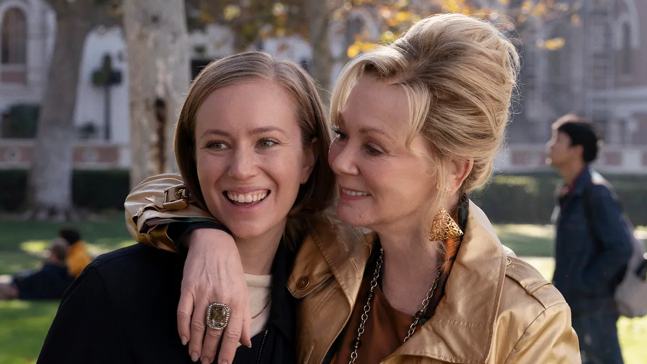 hannah einbinderer jean smart H 2024 — Entre Séries hacks