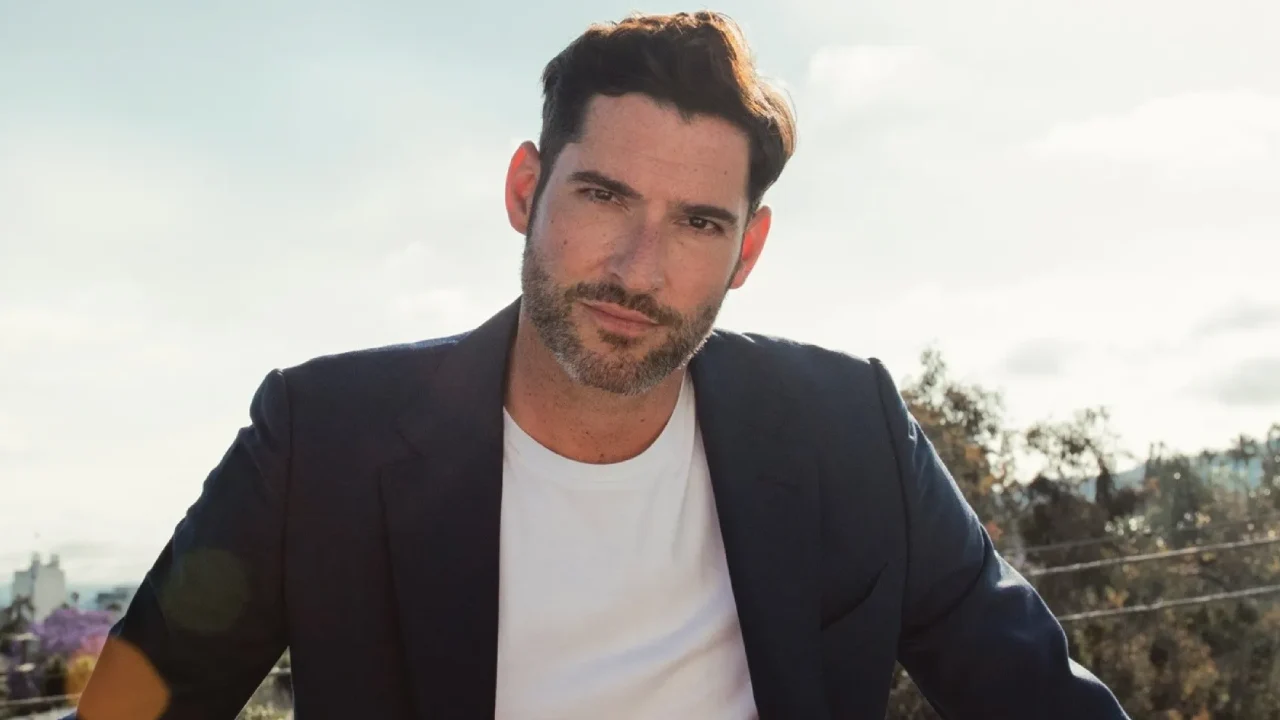 tom ellis nova serie hulu — Entre Séries tom ellisFBI: CIA CBS