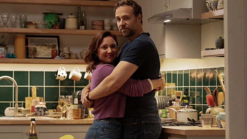 Apple TV+ renova ‘Trying’ para a quinta temporada