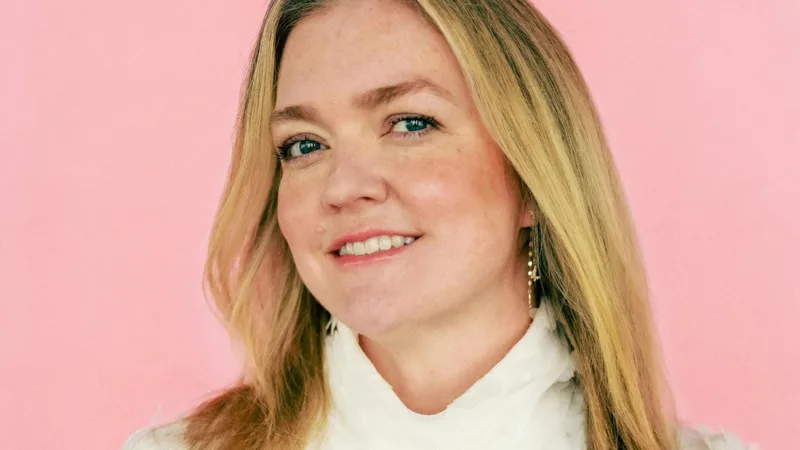 Listas | Detalhes das adaptações de Colleen Hoover em produção