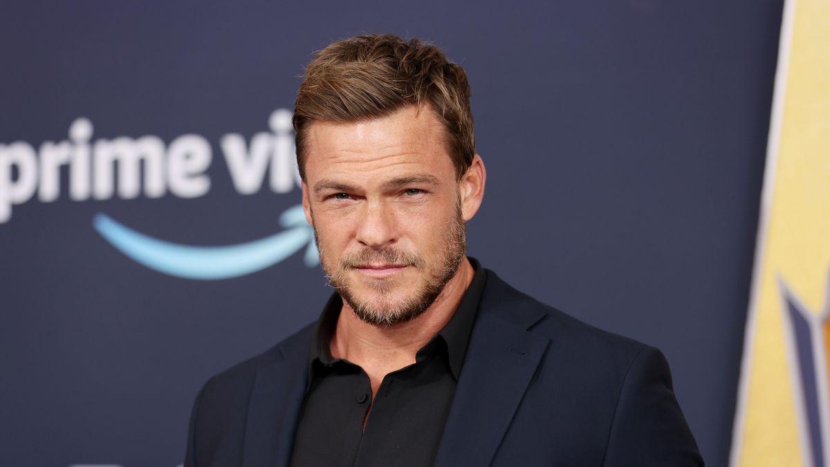 runner diamond films — Entre Séries runner diamond films Alan Ritchson