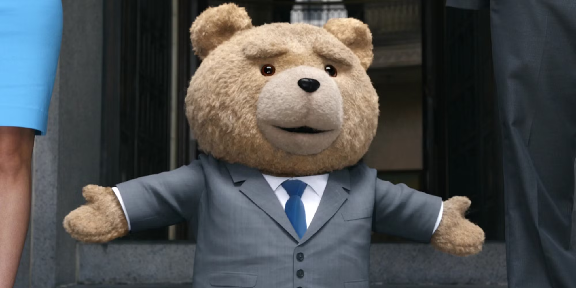 Ted Large0 — Entre Séries Ted Peacock