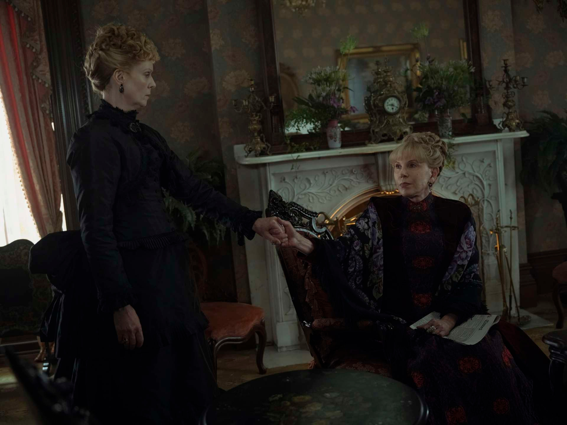 cynthia nixon christine baranski (1) — Entre Séries cynthia nixon christine baranski a idade dourada