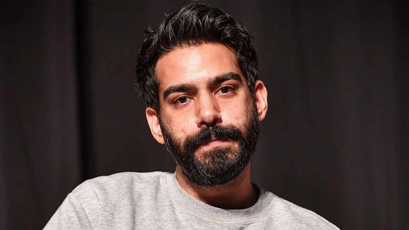 Rahul Kohli revela que perdeu papel em Quarteto Fantastico — Entre Séries Rahul Kohli Carrie a Estranha