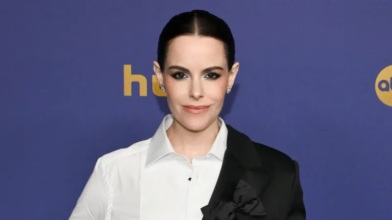 Emily Hampshire entra para elenco de ‘Visão’