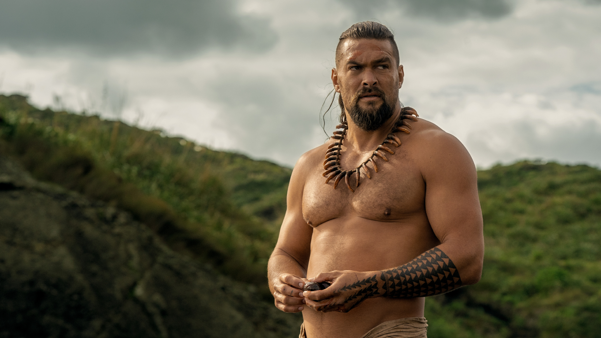 Jason Momoa in Chief of War | Entre Séries Chefe De Guerra Lançamentos Da Semana